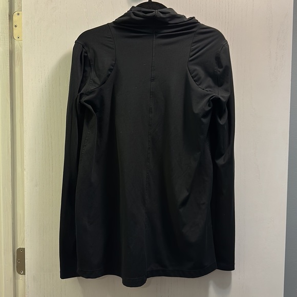 Yogalicious Athletics jacket. Wrap Neck Closure. Size small. Black. - Picture 2 of 6